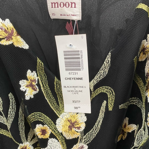 BNWT Aritzia Dress - Picture 2 of 3